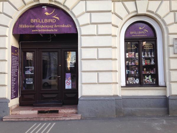 Debrecen - BrillBird Műköröm Kiskereskedés