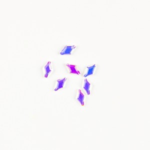 Műköröm Formakövek (10 db-os) rhombus 3x5mm pink AB