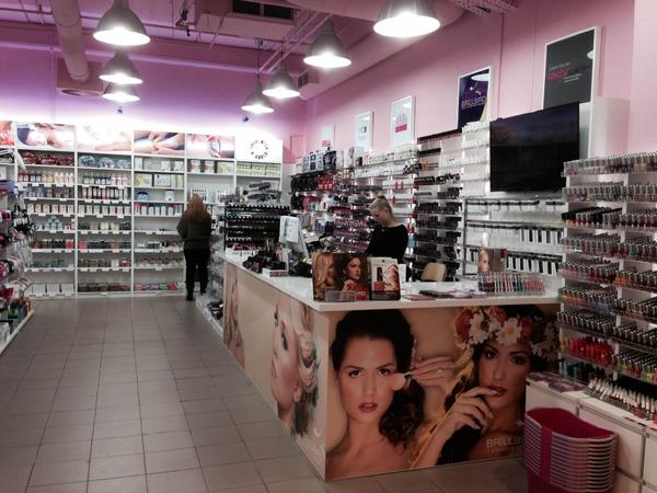 Budapest - Asia Center- Pink Beauty