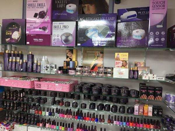 Veszprém- HAIR&COLOR Kft.